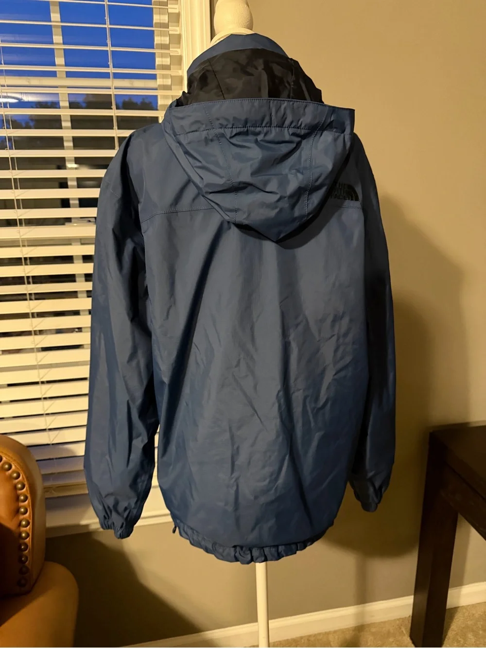 The North Face Men’s Slate Blue Hooded Raincoat
